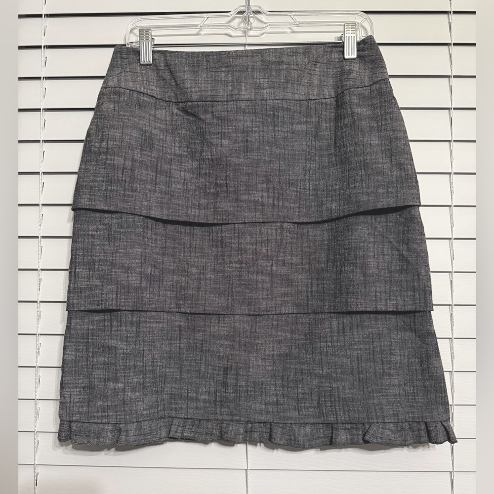 Cato gray Skirt with lining and back zipper size 8 excellent condition